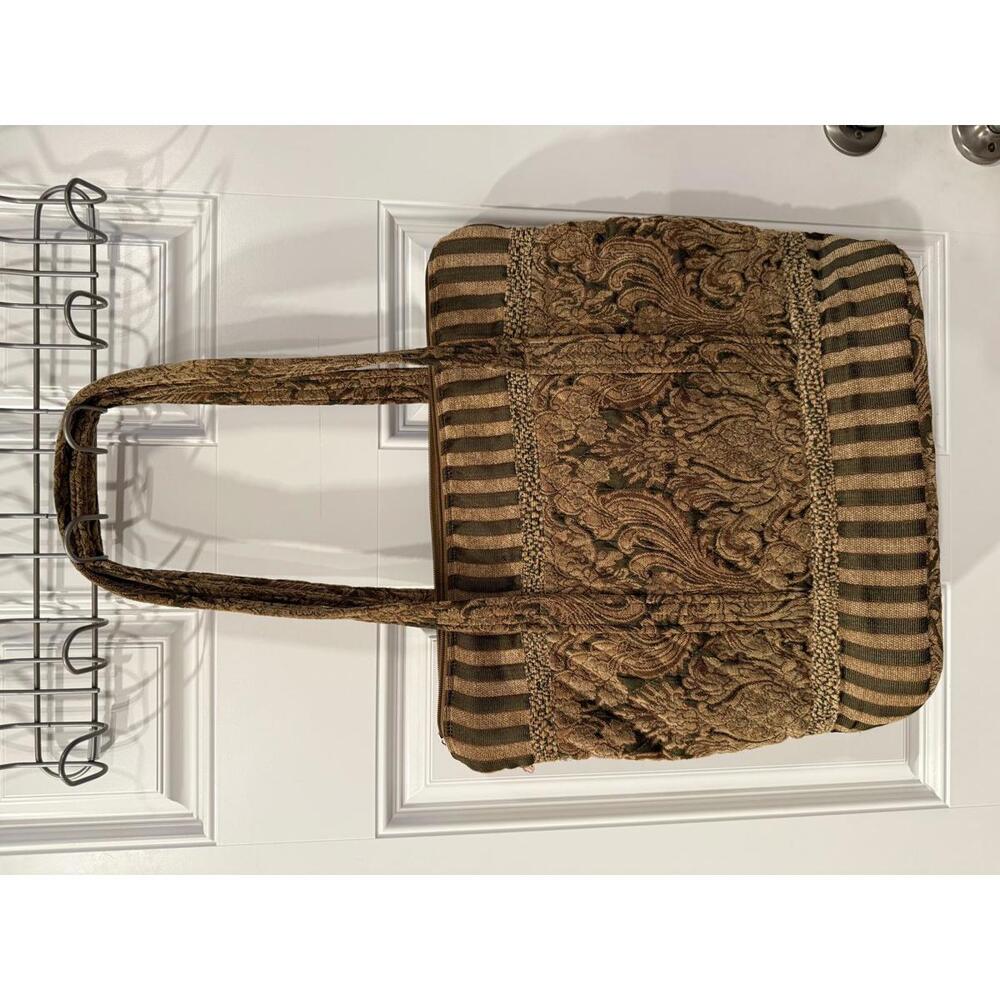 Jennifer Taylor Tapestry Brocade Brown Quilted Purse